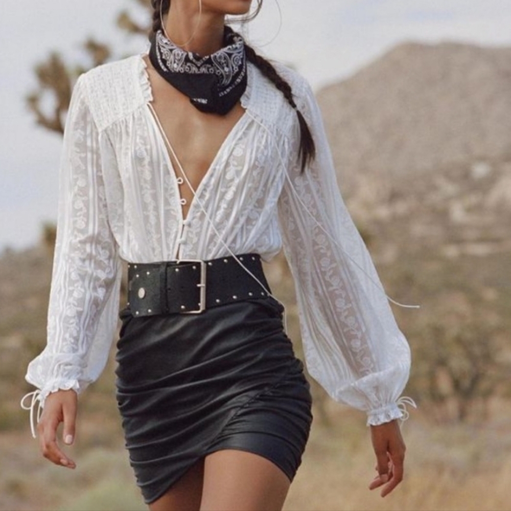 NWT For Love And Lemons Black Ruched Mini Skirt
